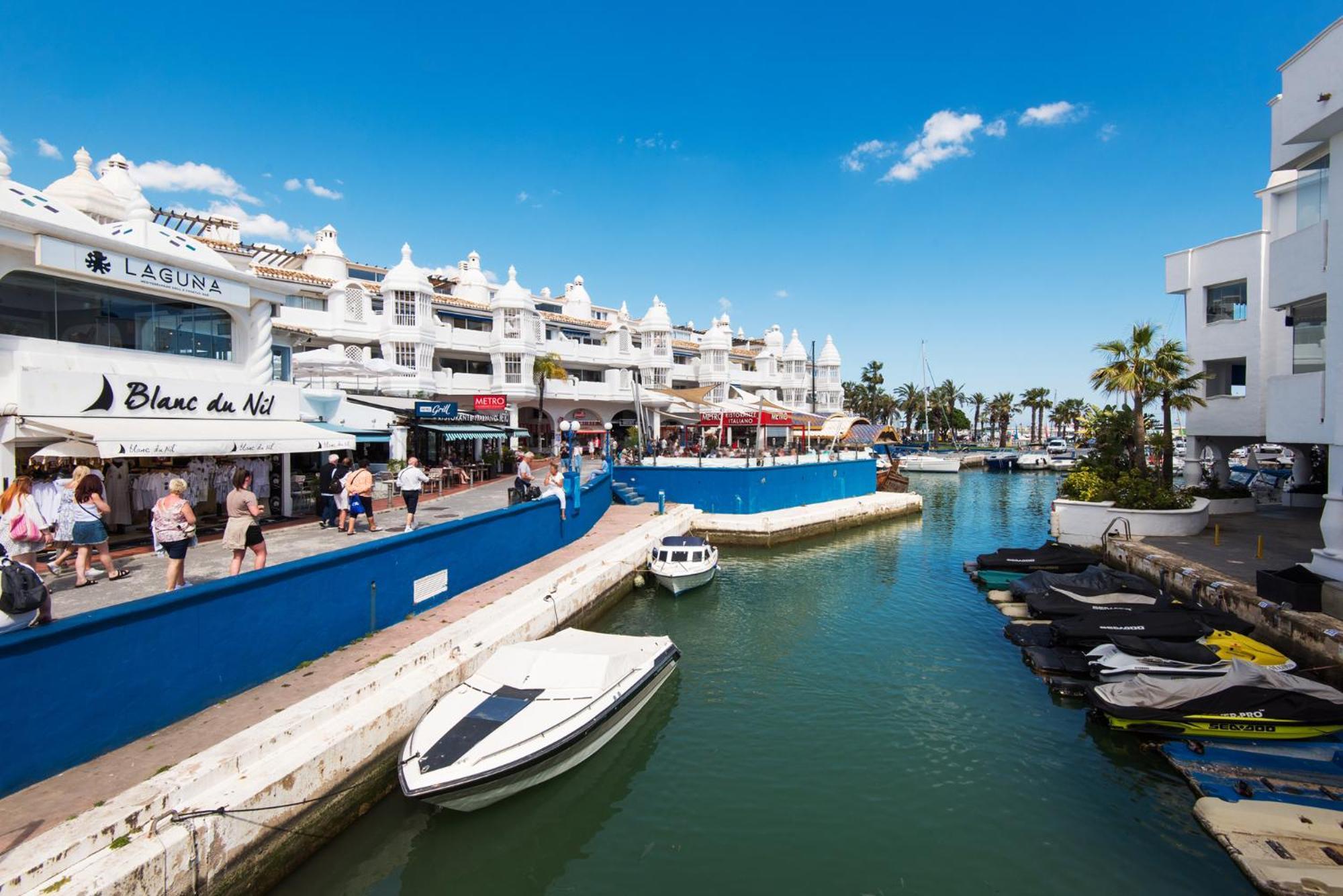Apartment Seaside Villages In Puerto Marina-1St Line Beach *